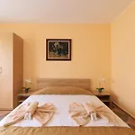 Angy Hotel 2*