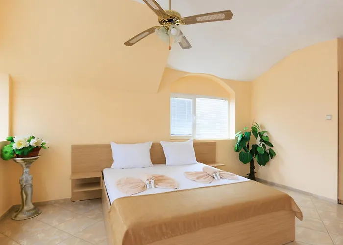 Angy 2* Golden Sands