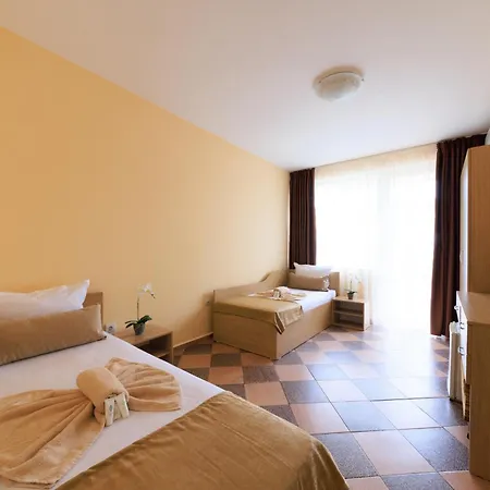 Hotel Angy 2*